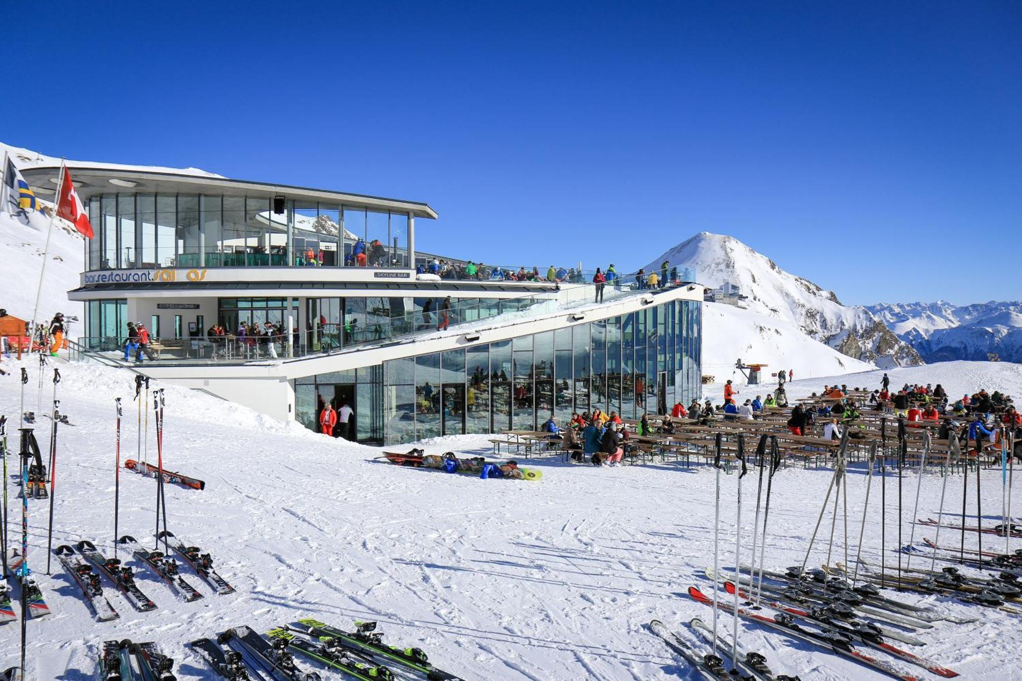 Hirschen Hostel *
